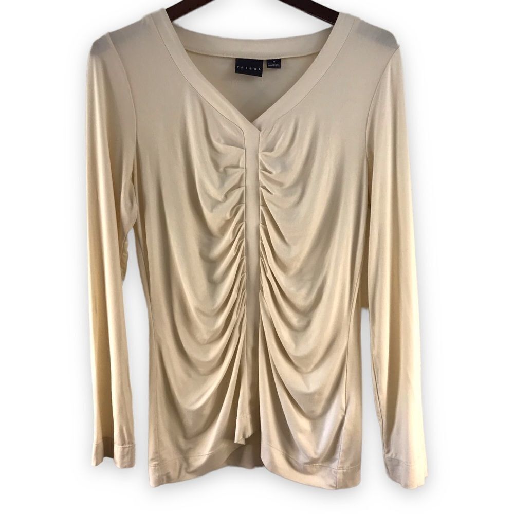 Tribal cream color long‎ sleeve top size M